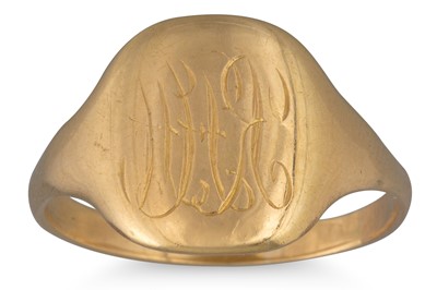 Lot 1 - AN 18CT GOLD SIGNET RING, engraved initials, 4....