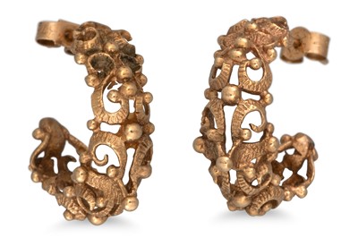 Lot 114 - A PAIR OF 18CT GOLD EARRINGS, of naturalistic...