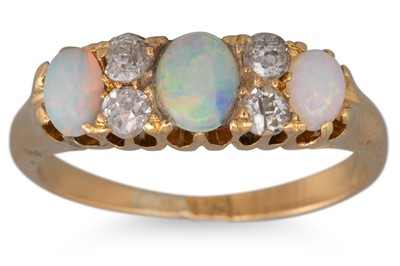 Lot 271 - AN ANTIQUE OPAL AND DIAMOND CLUSTER RING, the...