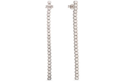 Lot 190 - A PAIR OF DIAMOND DROP EARRINGS, comprising...