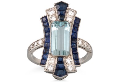 Lot 199 - AN ART DECO STYLE DIAMOND, SAPPHIRE AND...