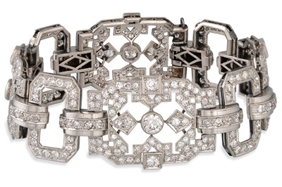 Lot 248 - A DIAMOND SET PLAQUE BRACELET, of openwork...