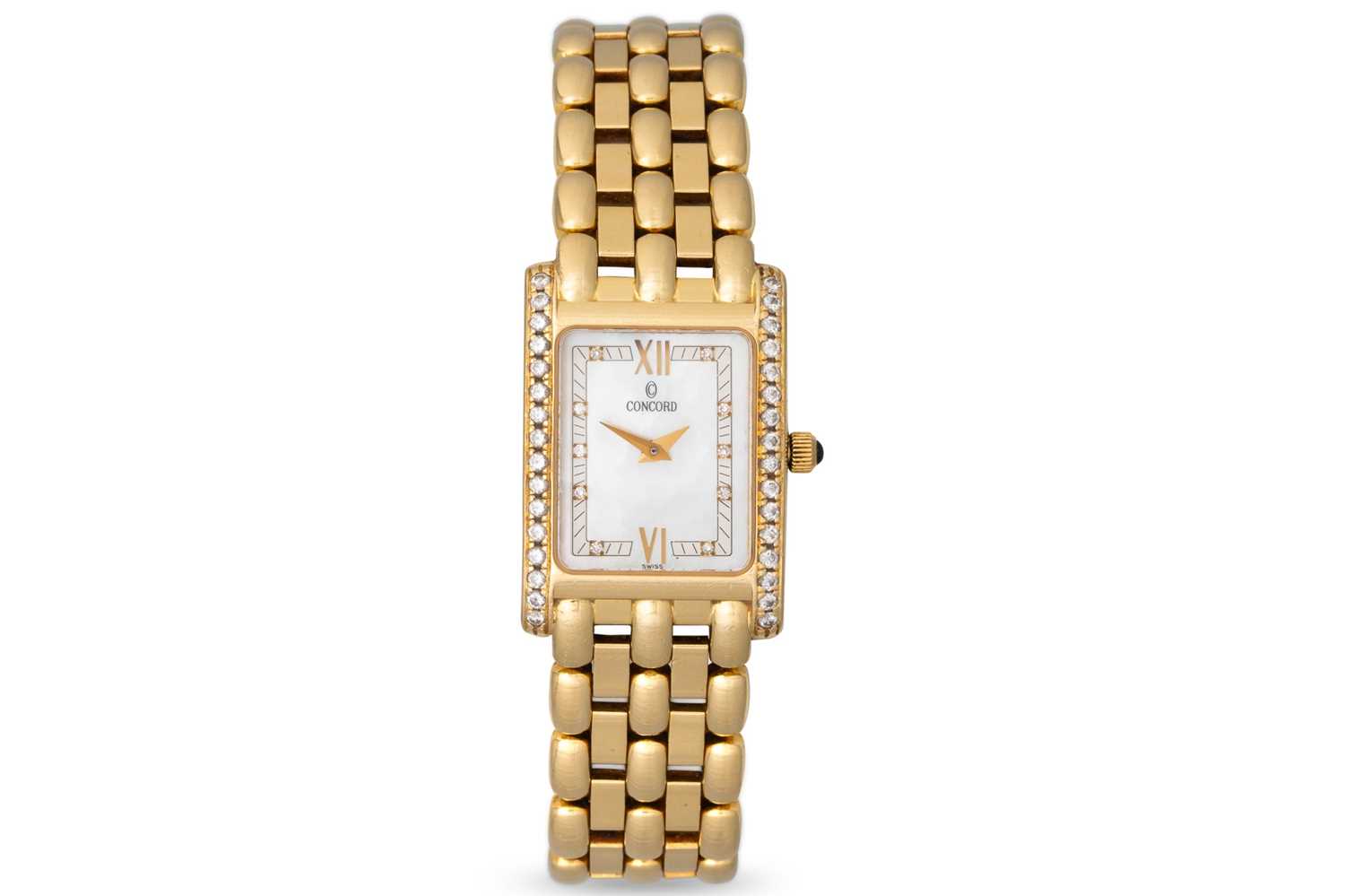 Lot 355 - AN 18CT GOLD LADY'S CONCORD WRISTWATCH,...