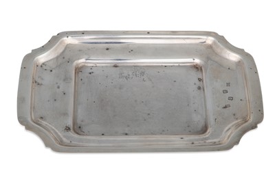 Lot 448 - AN IRISH SILVER ART DECO STYLE BUTTER DISH by...