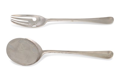 Lot 449 - A PAIR OF GEORGE V SILVER SERVING FORK AND...