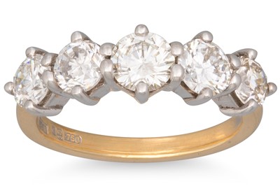 Lot 233 - A FIVE STONE DIAMOND RING, the brilliant cut...