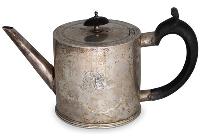 Lot 429 - A GEORGE III SILVER TEA POT, of plain...