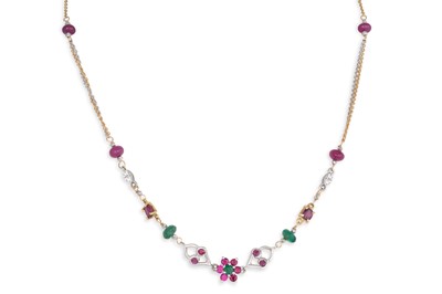 Lot 168 - A DIAMOND, RUBY AND EMERALD NECK CHAIN, the...