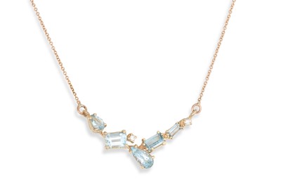 Lot 170 - AN AQUAMARINE AND DIAMOND NECKLACE, the five...