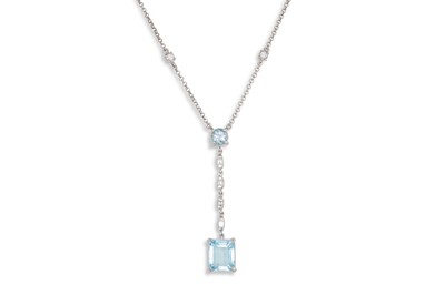 Lot 171 - A TOPAZ, AQUAMARINE AND DIAMOND NECKLACE, the...