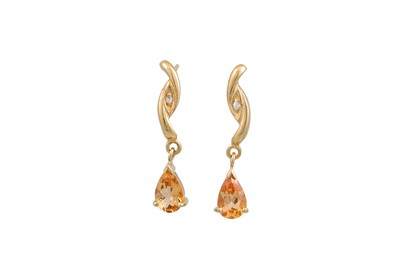 Lot 116 - A PAIR OF TOPAZ DROP EARRINGS, mounted in gold
