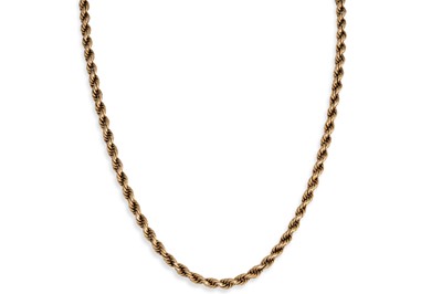 Lot 7 - A 9CT GOLD TWISTED ROPE LINK CHAIN, 11 g.