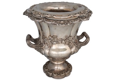 Lot 414 - AN IMPRESSIVE WILLIAM IV ANTIQUE IRISH SILVER...