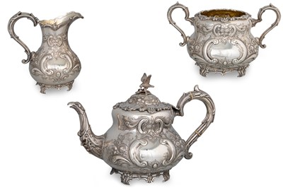 Lot 444 - A VICTORIAN IRISH SILVER THREE PIECE TEA...