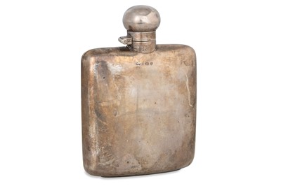 Lot 445 - A GEORGE V SILVER HIP FLASK, Birmingham 1919,...