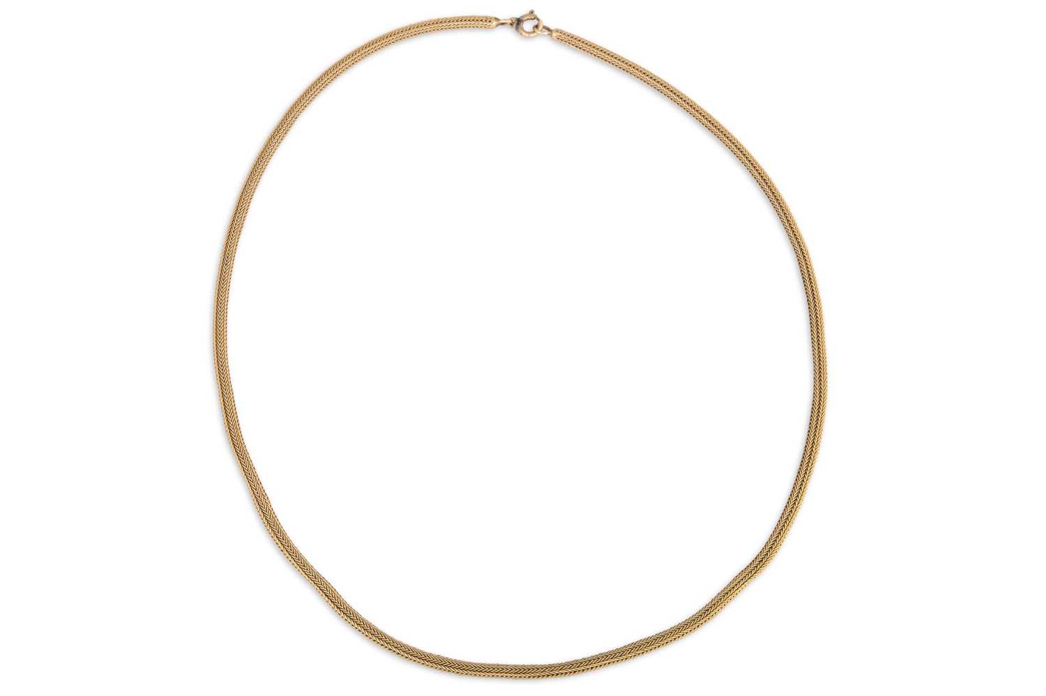 Lot 43 - A 9CT YELLOW GOLD WOVEN LINK NECK CHAIN, ca 15"...