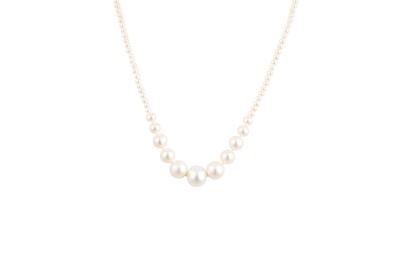 Lot 176 - A CULTURED PEARL NECKLACE, the graduated...