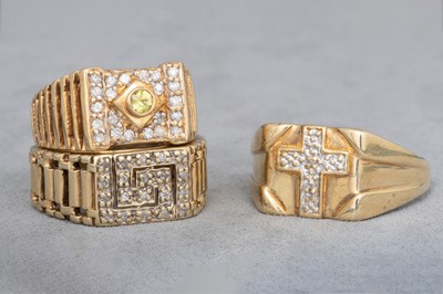 Lot 12 - THREE GENTS 9CT GOLD DIAMOND SET RINGS, 14.8 g