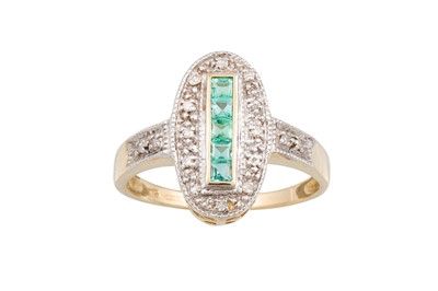 Lot 182 - AN EMERALD AND DIAMOND CLUSTER RING, of oval...