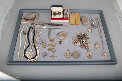 Lot 144 - VARIOUS SILVER HALLMARKED ITEMS, to include a...