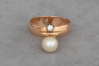 Lot 151 - AN EARLY 20TH CENTURY PEARL AND DIAMOND RING,...