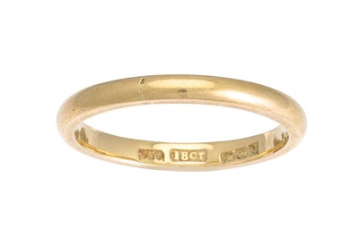 Lot 311 - AN 18CT GOLD BAND RING, 2.5 g. size M