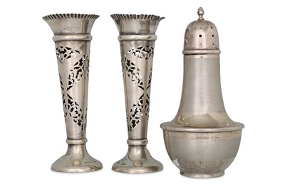 Lot 494 - A SILVER SUGAR SIFTER, Birmingham 1939, approx...