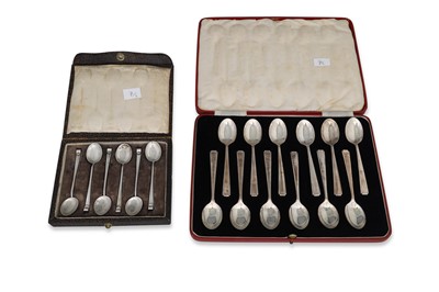 Lot 495 - A CASED SET OF SIX COFFEE SPOONS BY HUKIN &...