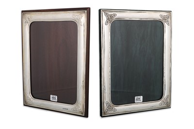 Lot 489 - A PAIR OF MODERN 'IRISH SILVER' PHOTOGRAPH...