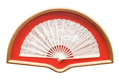 Lot 193 - A 19TH CENTURY FRAMED COLLECTORS FAN, of lace...