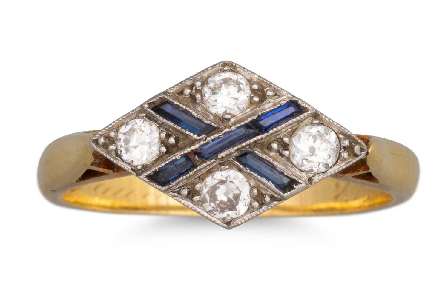Lot 226 - AN ART DECO SAPPHIRE AND DIAMOND PLAQUE STYLE...