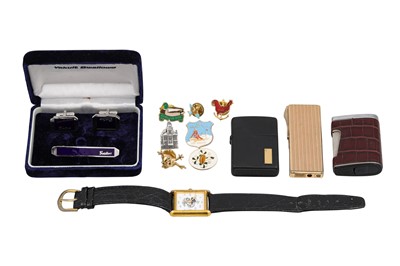 Lot 370 - A BAG OF MISCELLANEOUS ITEMS, cufflink set,...