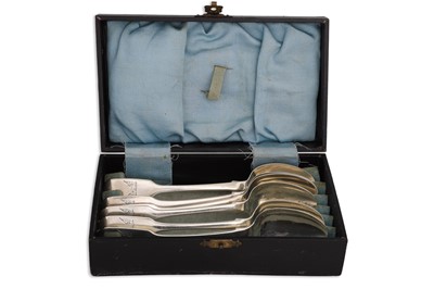 Lot 483 - A SET OF SIX VICTORIAN IRISH RAT TAILED TEA...