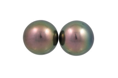 Lot 200 - A PAIR OF LARGE BLACK CULTURED PEARL EARRINGS,...