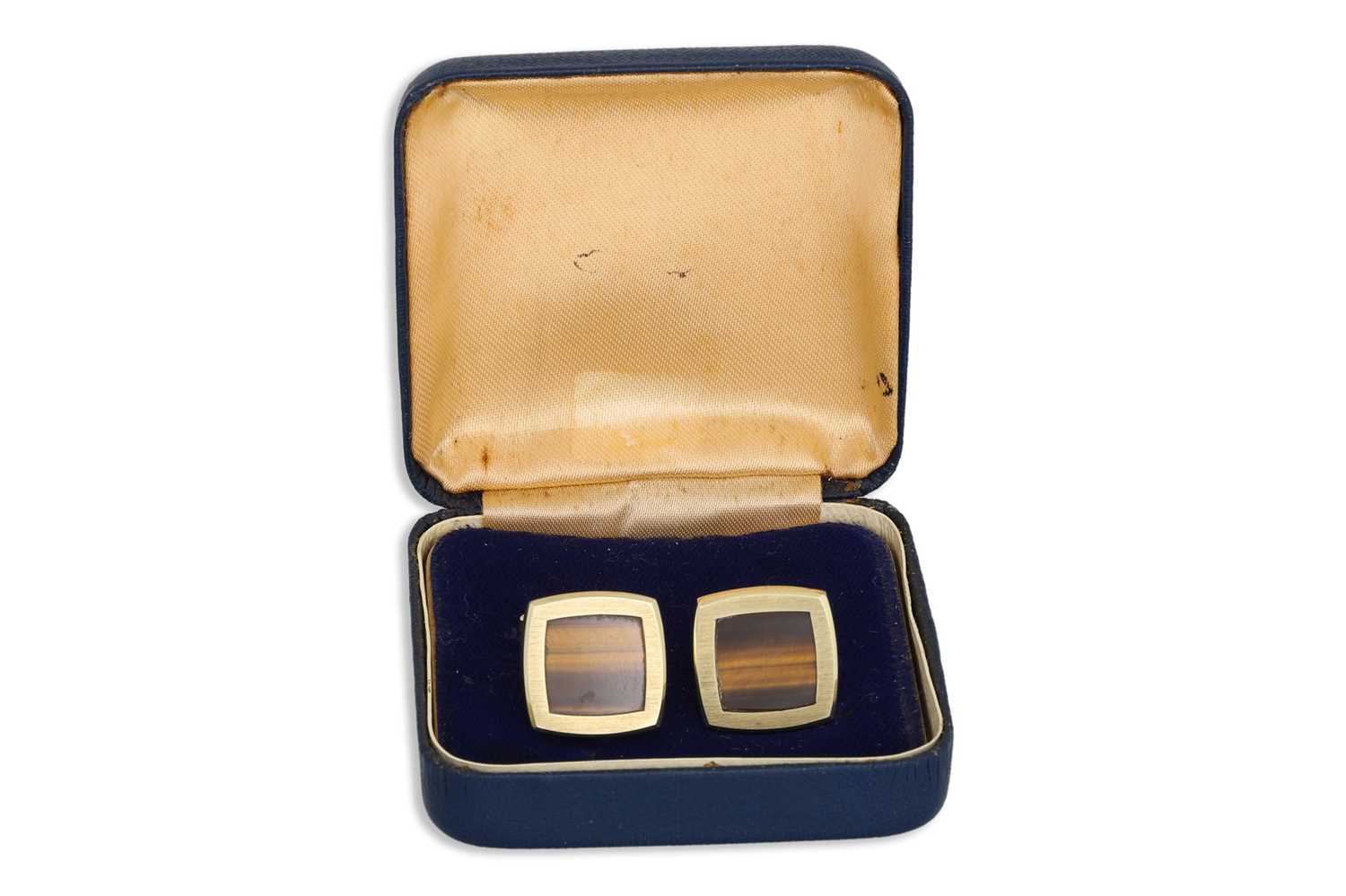 Lot 92 - A PAIR OF 1970'S TIGER'S EYE SET CUFFLINKS, of...