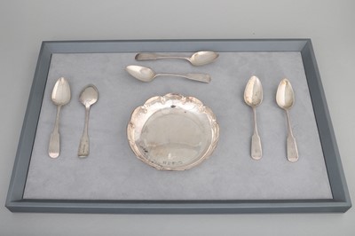 Lot 230 - A MODERN IRISH SILVER STRAWBERRY DISH, by...