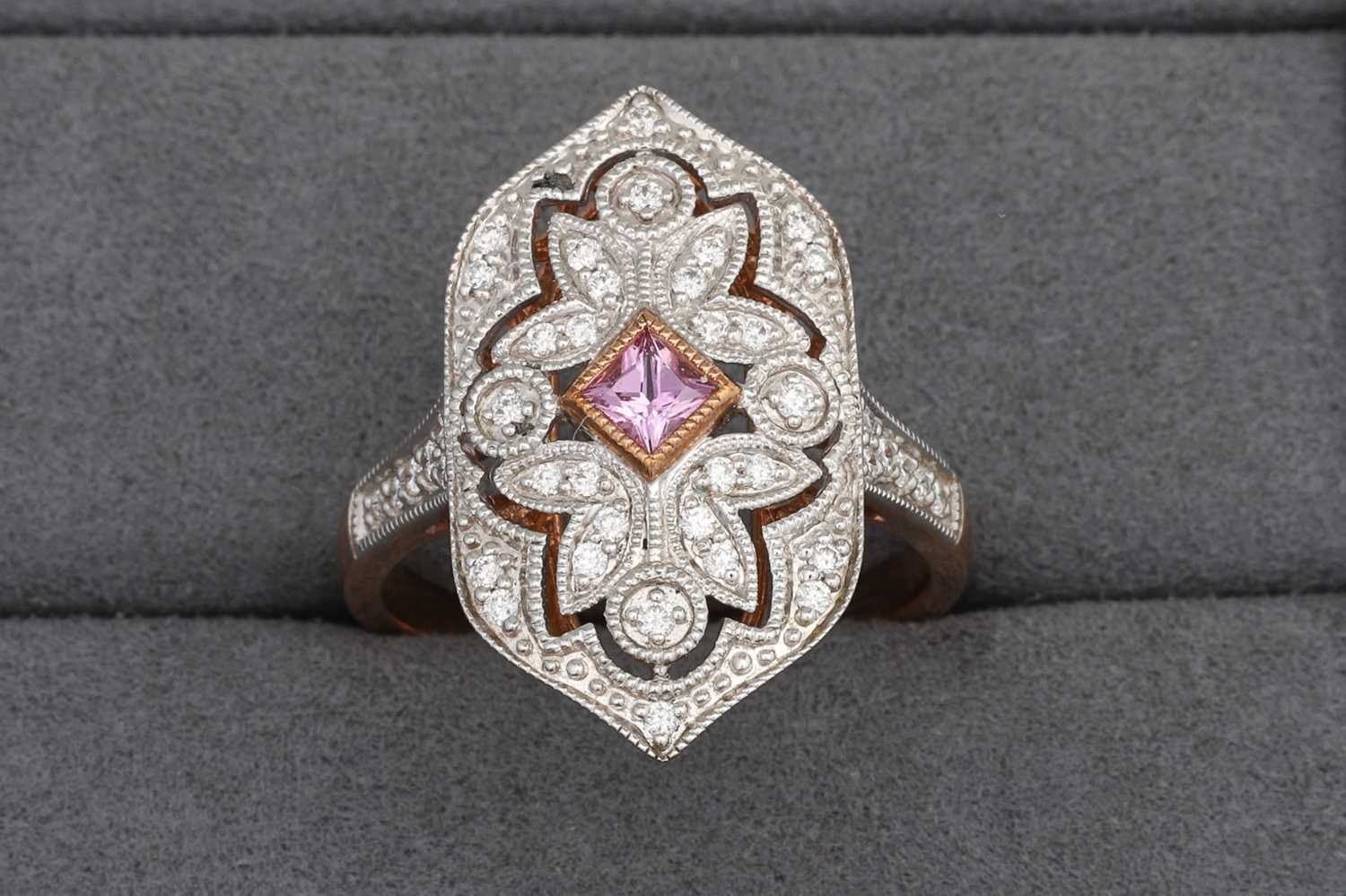 Lot 92 - A PINK SAPPHIRE AND DIAMOND PLAQUE RING,...