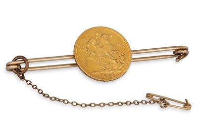Lot 462 - AN 1889 FULL SOVEREIGN, mounted on a bar...