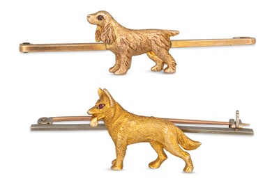 Lot 258 - TWO 20TH CENTURY 9CT GOLD NOVELTY BAR BROOCHES,...