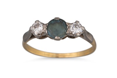 Lot 301 - AN EARLY 20TH CENTURY AQUAMARINE AND DIAMOND...