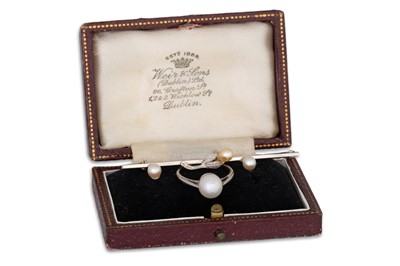 Lot 303 - A COLLECTION OF EARLY 20TH CENTURY PEARL SET...