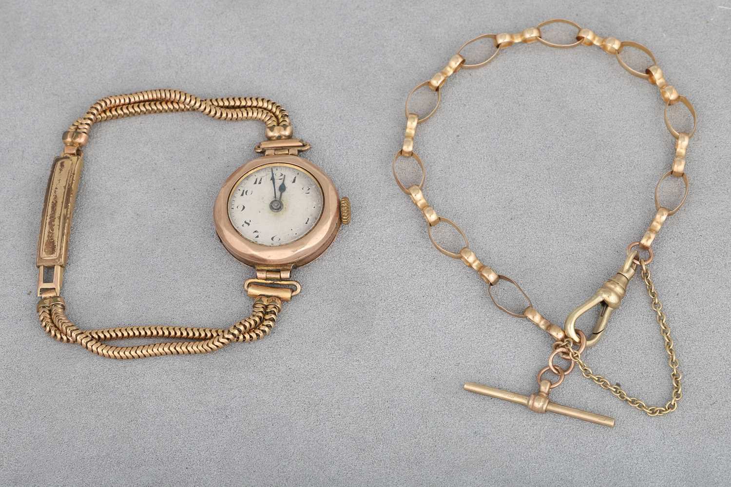 Lot 36 - A 9CT GOLD BRACELET, together with a vintage...