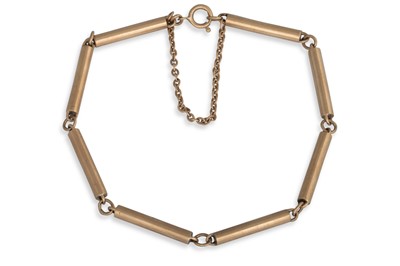 Lot 372 - A 9CT GOLD BARREL LINK BRACELET, 7" long, 12.8 g.