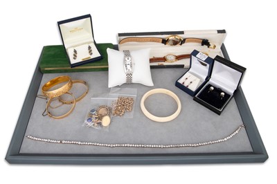 Lot 380 - A COLLECTION OF COSTUME JEWELLERY, including...