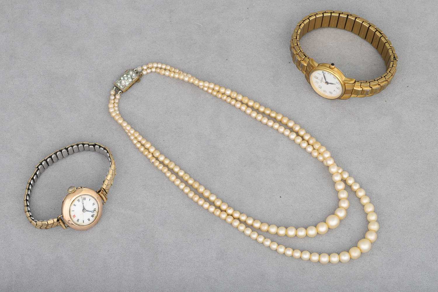 Lot 152 - A SET OF LADY'S POMPADOUR PEARLS, with a stone...