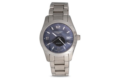 Lot 424 - A LADY'S STAINLESS STEEL LONGINES AUTOMATIC...