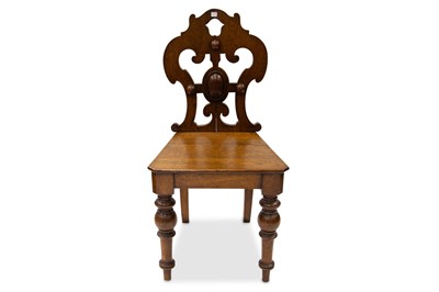 Lot 493 - A VICTORIAN OAK HALL CHAIR, the open back in...
