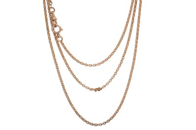 Lot 92 - AN ANTIQUE GOLD PLATED MUFF CHAIN, with...