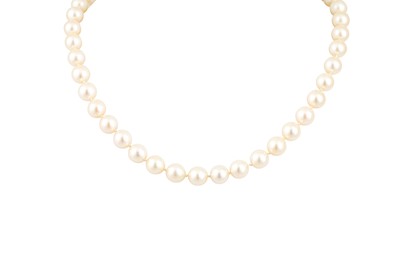 Lot 334 - A VINTAGE SET OF CULTURED PEARLS, 9ct gold...