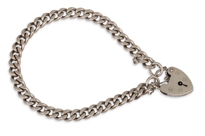 Lot 77 - A SILVER CURB LINK BRACELET, 17.6 g.